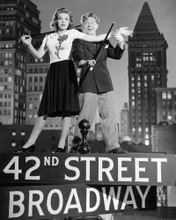 JUDY GARLAND, MICKEY ROONEY BABES ON BROADWAY 42ND STREET NEW YORK PRINTS AND POSTERS 194099