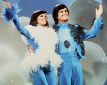DONNY OSMOND, MARIE OSMOND DONNY AND MARIE BLUE OUTFITS TV SHOW PRINTS AND POSTERS 285567