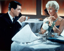 DORIS DAY ROCK HUDSON PILLOW TALK LOOKING AT EACH OTHER DINING PRINTS AND POSTERS 290476