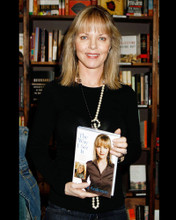 MELISSA SUE ANDERSON HOLDING AUTOBIOGRAPHY PRINTS AND POSTERS 291511