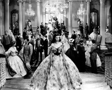 VIVIEN LEIGH GONE WITH THE WIND IN BALLGOWN AT PARTY SCENE PRINTS AND POSTERS 199642