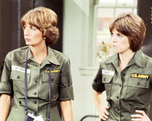 LAVERNE & SHIRLEY CINDY WILLIAMS PENNY MARSHALL U.S. ARMY UNIFORMS PRINTS AND POSTERS 291193