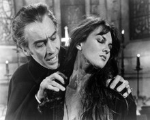 CAROLINE MUNRO CHRISTOPHER LEE DRACULA A.D. 1972 BLOOD SOAKED CHEST PRINTS AND POSTERS 199558