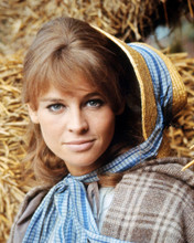 JULIE CHRISTIE FAR FROM THE MADDING CROWD BY HAY BALES IN BARN PRINTS AND POSTERS 292073