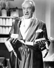 GEORGE SANDERS BATMAN IN DRESSING GOWN AS MR. FREEZE CLASSIC TV PRINTS AND POSTERS 199963