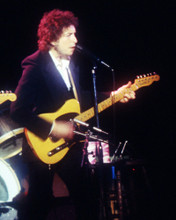 BOB DYLAN PROFILE IN CONCERT YELLOW GUITAR PRINTS AND POSTERS 292273