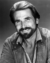 Picture of James Brolin in Hotel