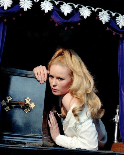 Picture of Veronica Carlson in Frankenstein Must Be Destroyed