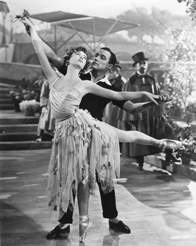 Picture of Gene Kelly in An American in Paris