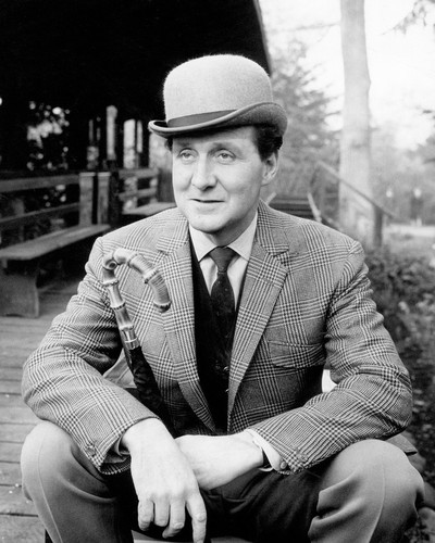 Picture of Patrick Macnee in The Avengers