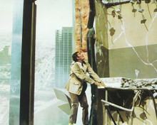 Picture of Charlton Heston in Earthquake