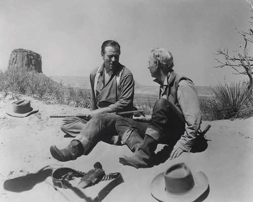 Picture of John Wayne in The Searchers