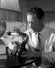 Picture of Rex Harrison in Blithe Spirit