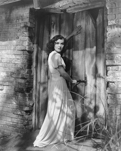 Picture of Paulette Goddard in The Cat and the Canary