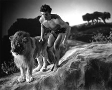 Picture of Buster Crabbe in King of the Jungle