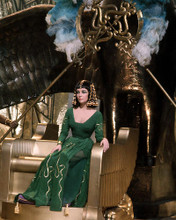 Picture of Elizabeth Taylor in Cleopatra