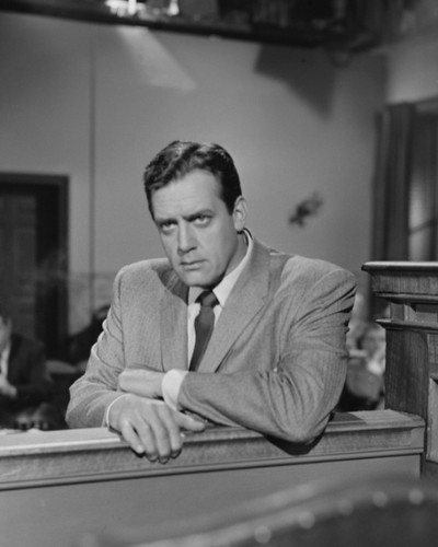 Raymond Burr Perry Mason Posters And Photos 103531 Movie Store