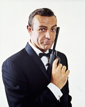 Picture of Sean Connery in Goldfinger