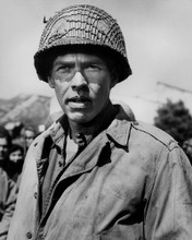 Picture of James Coburn in Hell Is for Heroes