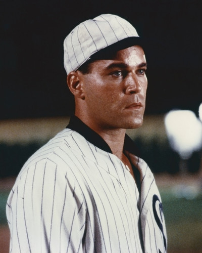 Picture of Ray Liotta in Field of Dreams