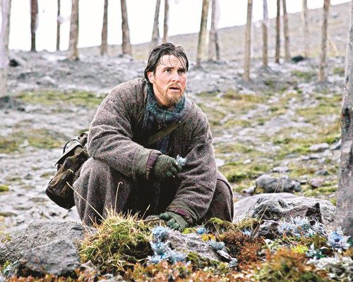 Picture of Christian Bale in Hostiles