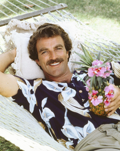 MAGNUM PI Tom Selleck Autographed Signed 8 x 10 Photo Poster REPRINT 