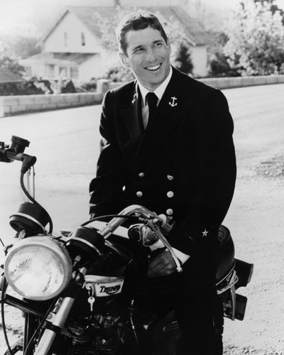Picture of Richard Gere in An Officer and a Gentleman