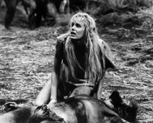 Picture of Daryl Hannah in The Clan of the Cave Bear