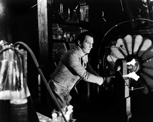 Picture of Peter Cushing in The Revenge of Frankenstein