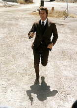 Clint Eastwood running holding gun as Dirty Harry 5x7 inch photograph