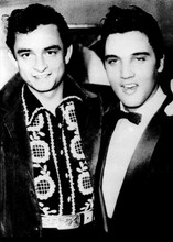 Johnny Cash & Elvis Presley 1955 pose together Million Dollar Quartet 5x7 photo