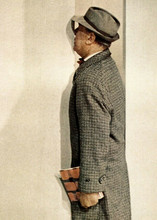 Jacques Tati walks into wall humerous scene 1967 movie Playtime 5x7 photograph