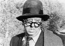 Phil Silvers classic looks over his glasses It's A Mad Mad Mad Mad World 5x7
