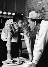 The Odd Couple 1972 Tony Randall Jack Klugman in kitchen 5x7 inch real photo
