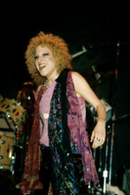 Bette Midler smiling in concert on stage circa 1970's 8x10 photo