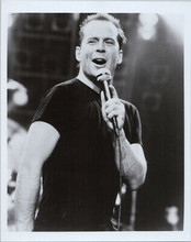 Bruce Willis 8x10 press photo 1980's singning in concert
