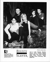 Buffy The Vampire Slayer original 2000 8x10 photo Sarah Michelle Gellar & cast