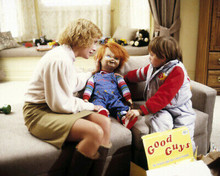 Catherine Hicks As Karen Barclay With Chucky Childs Play 8x10 Photo(20x25cm)