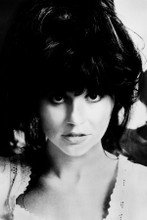 Linda Ronstadt iconic 1970's pouting pose 8x12 inch real photo