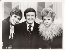 Mary Tyler Moore Hour 1979 TV series Lucille Ball Mike Douglas & Mary 8x12 photo