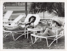 Stefanie Powers Jill St. John in swimsuits on chairs Hart to Hart 5x7 photo