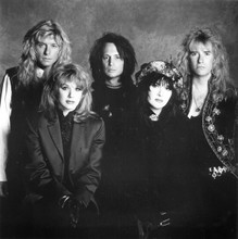 Heart rock group 1980's promotional portrait 5x7 photograph
