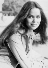 Barbara bach smiling portrait Force 10 From Navarone 5x7 inch photo