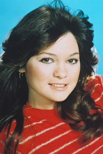 Valerie Bertinelli 4x6 Inch Real Photo 349383 The Movie Store