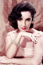 Elizabeth Taylor 1950's glamour pose in white dress 4x6 inch photo