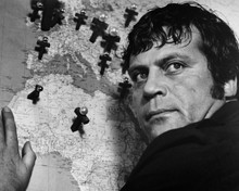 Tommy Oliver Reed in front of map 12x18  Poster