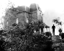 Psycho Anthony Perkins as Norman Bates standing by classic house 12x18  Poster