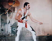 Queen Freddie Mercury classic in concert pose holding microphone 8x10 photo