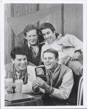Happy Days TV series Ralph Fonzie Potsie & Richie read book in Arnold's 8x10