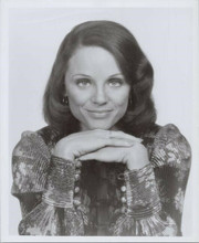 Valerie Harper original 1974 8x10 photo portrait as Rhoda from TV series